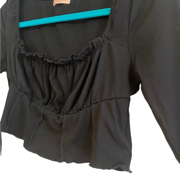 ⭐️ 5/$25 WhoIAm black ruched long-sleeved black crop top size 10 - Picture 6 of 7